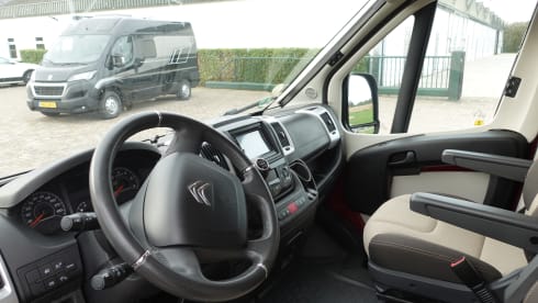 2p Pössl bus from 2018