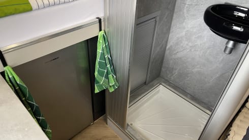 2p Renault bus from 2024