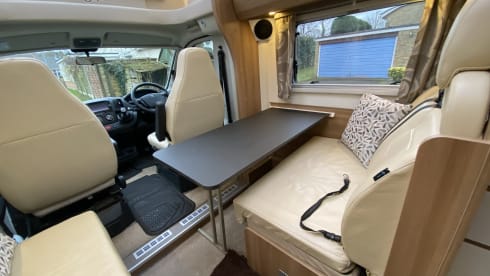 Classy Bailey Autograph - 4 berth