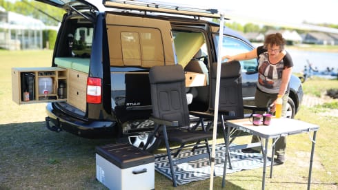 Kallie 2 – 2p Minicamper compact and complete with awning
