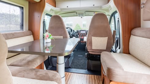 Very luxurious semi-integrated camper with a lot of comfort