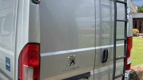 Modern Fully Equipped Sports Tourer by HR Multisport