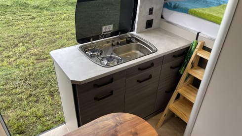 2p Renault bus from 2024