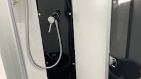 5p Benimar semi-integrated uit 2023