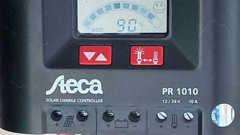 Nuggie – 4-5 seater 2008 Ford Nugget with high roof 