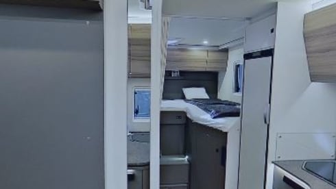 RV – 4p Bürstner semi-intégré à partir de 2026