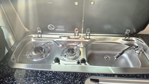 Vanessa – High Spec 4 berth VW T6 campervan
