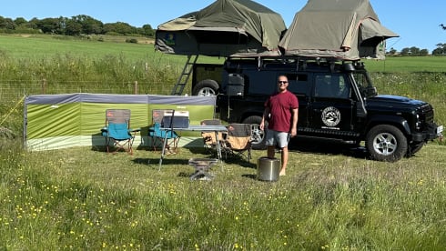 ARMSTRONG – Land Rover Defender 110 with Rooftop Tents & Awning  | Carries 5 & Sleeps 5