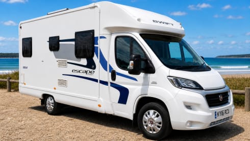 Hamish – Hamish – Camping-car confortable et moderne 4 places situé à St Andrews, en Écosse