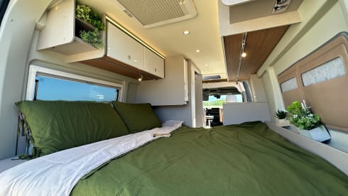 Nuovissimo furgonato Delfin Burstner