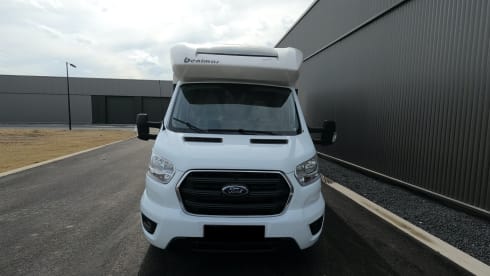 7 – Benimar Cocoon 496 (new 2023) 
