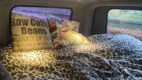 VW T5 Campervan met hefdak - compleet en van alle gemak voorzien