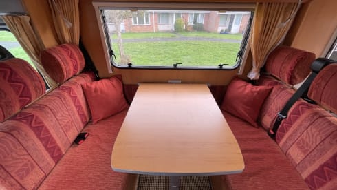 Hugo – 5 berth Hymer classic 