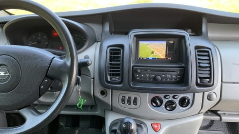 KIWI  7 – Opel Vivaro (ECO) bus camper . completely self-sufficient