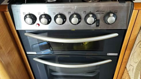 Bertie  – 4 berth Auto-Trail with all amenities.