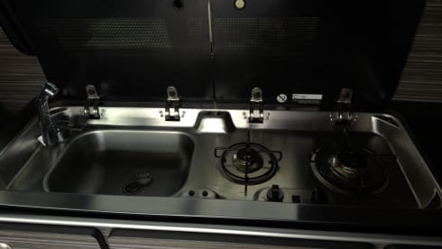 Ralph – Camper Volkswagen a 4 posti letto, modello 2022.