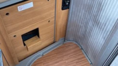 Posseltje – 2+1 pers. Pössl road camper bus from 2013