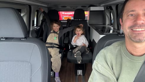 Joe – 4-seater Ford campervan from 2026