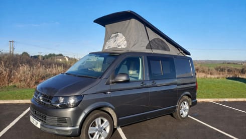 Islay – 4 berth Volkswagen campervan from 2018