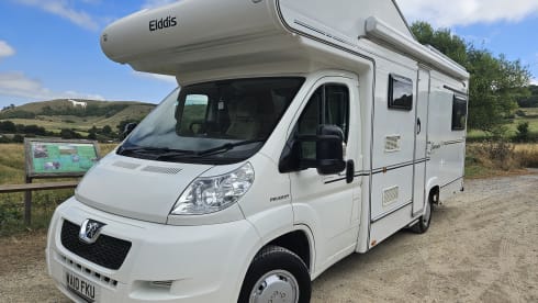 BEATRICE – 6 berth Auto-Sleepers campervan from 2010