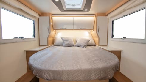 Mclouis  – Dora - 4 berth Luxury Family Motorhome (2025)