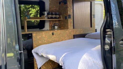 Bespoke campervan for wild adventures in all seasons <3