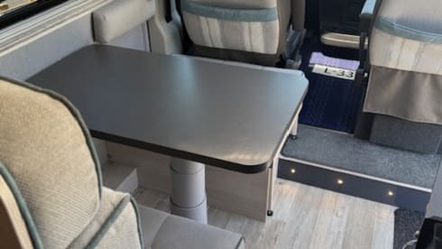 4p Auto-Sleepers bus uit 2021