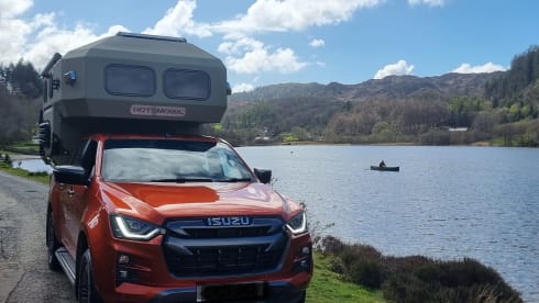 Isuzu Dmax Vcross with Gladiator SM Camper  – 2 Schlafplätze Sonstiges ab 2021
