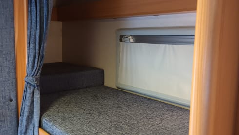 Ford Alkoven mit 7 Schlafplätzen von 2007