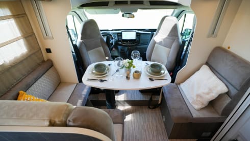 Brandneuer 5-Personen-McLouis 