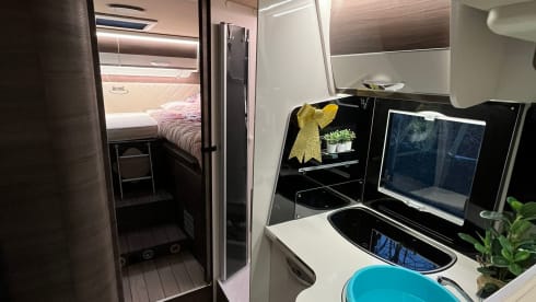 Morris  – 5p McLouis semi-integrated from 2024