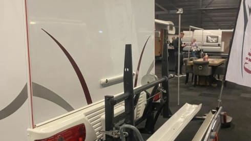 2p Sunlight semi-integrated uit 2009