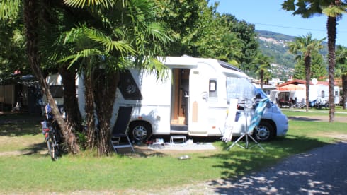 3p Knaus semi-integrated from 2010, Van TI 600 ME, 130 Multijet camper