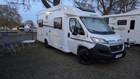 4p Knaus semi-integrated from 2020