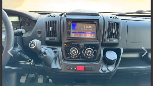 4p Bürstner semi-integrated uit 2019