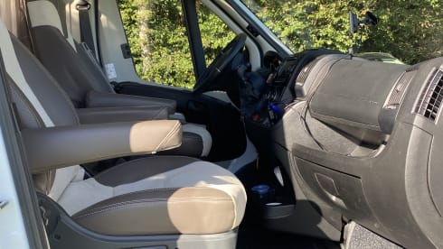Beauty  – 2p Knaus semi-integrated uit 2026