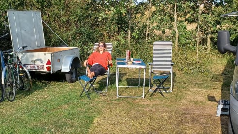 Lenny – 4p Ford bus uit 2009