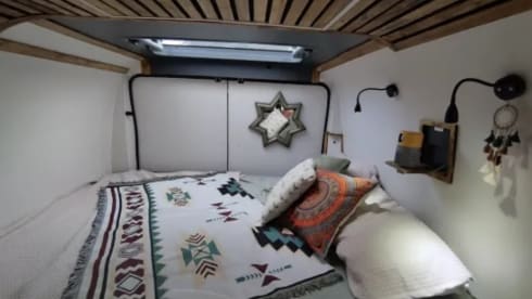 Zink outdoors  – 3 berth quirky camper 