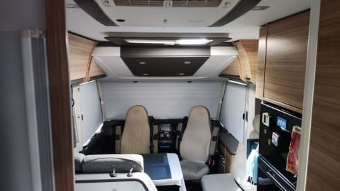 Elegant and comfortable Adria Sonic 700 sl plus motorhome