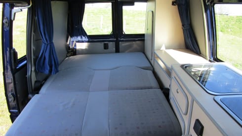 Super nice VW T4 2.5 TDI for a wonderful camper holiday.