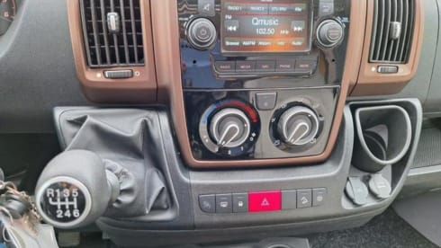 5 peroons familie camper – 5p Fiat integrated uit 2017