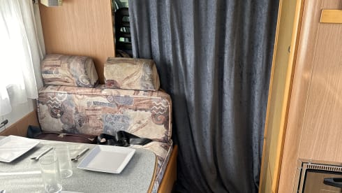 Mobilvetta 4 persons / 6 seats
