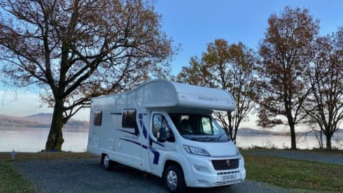 Ausgezeichneter Zustand, geringe Laufleistung 6 Schlafplätze voll ausgestattetes Wohnmobil