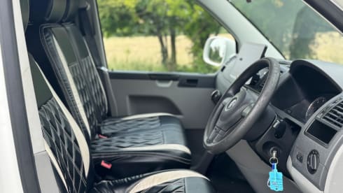Dubby – 2 berth Volkswagen campervan from 2012