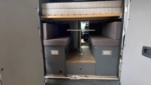 4p Citroën bus from 2011