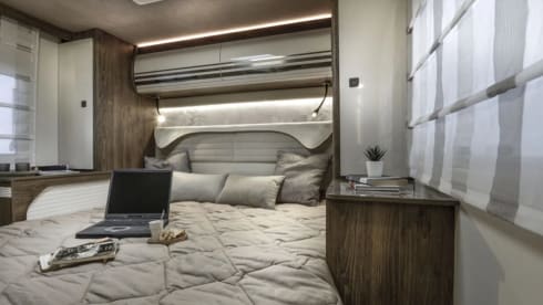 Douglas – 4 berth Roller Team semi-integrated from 2025