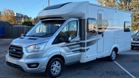 graham – Autotrail semi-geïntegreerde caravan met 4 slaapplaatsen vanaf 2023