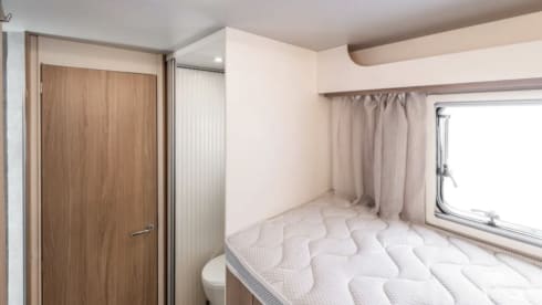 5 berth Rimor Evo 95 Plus Automatic