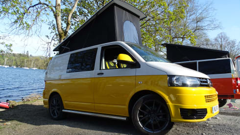 Daisy – Daisy - VW T5 Campervan