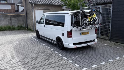 Viggo 1 – Camper Volkswagen del 2012 per 4 persone